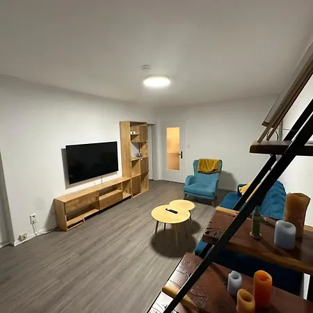 Little Royal Apartment Garbsen Exterior photo